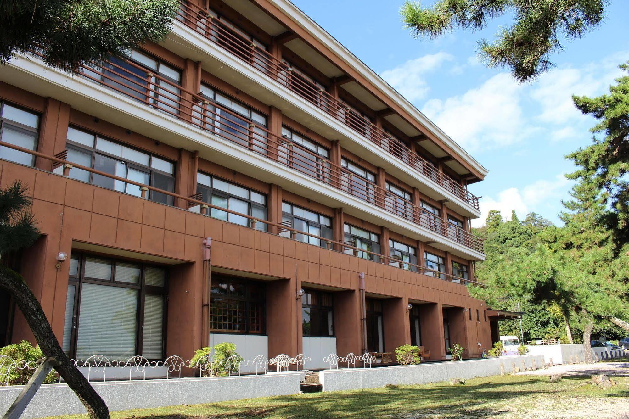 Miyajima Seaside Hotel Itsukushima Exterior foto